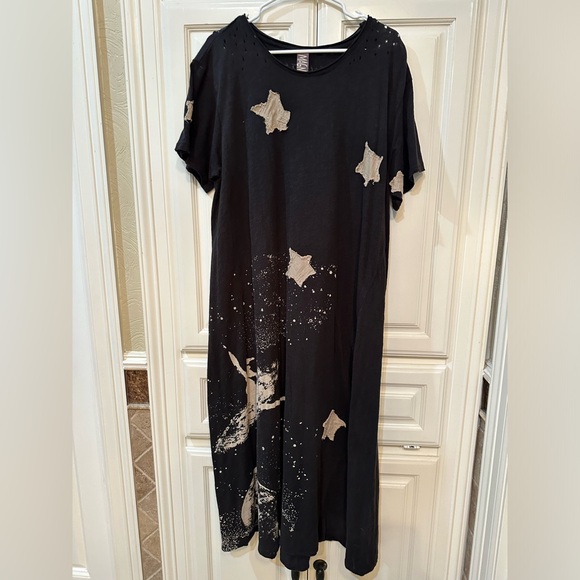 Black Magnolia Pearl Dress With Fairy and Star Pattern - Picture 1 of 5